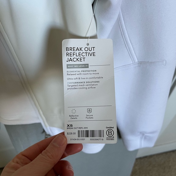 Active Jacket with Reflectors - Picture 2 of 2